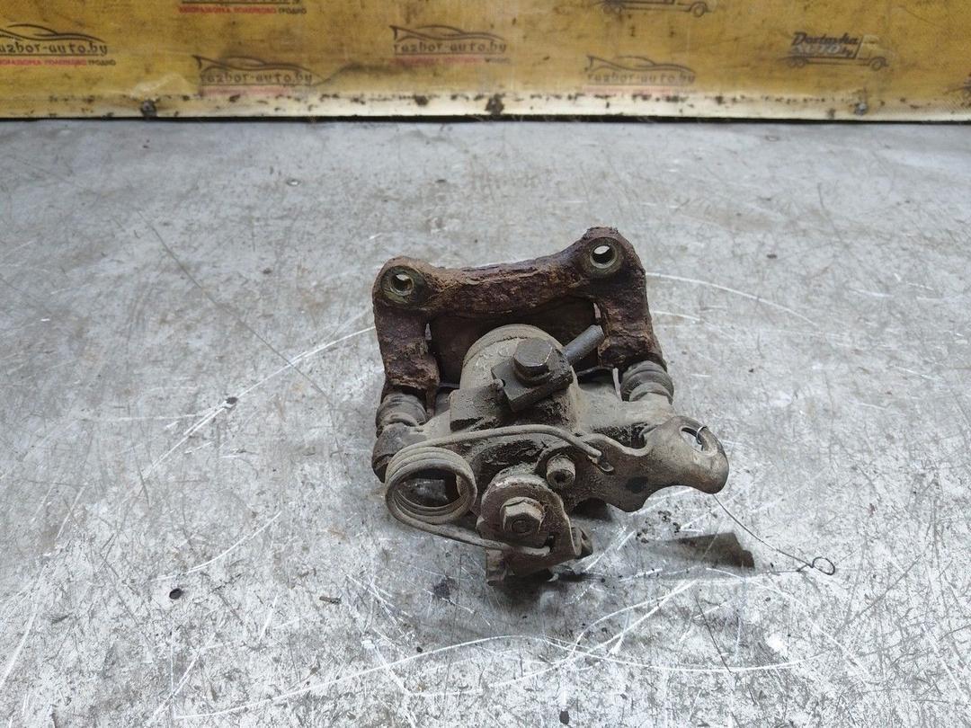 Суппорт задний правый MOBDXB Volkswagen Passat - Фото 5