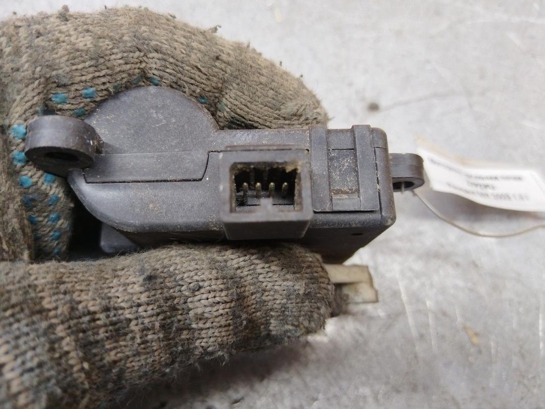 Моторчик заслонки печки ZYPZPU Peugeot 307 купить с доставкой