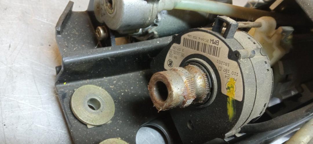 Рулевая колонка 4TQCHL BMW 5 E39 купить с доставкой. Огромный выбор запчастей и марок авто. У нас есть практически все.