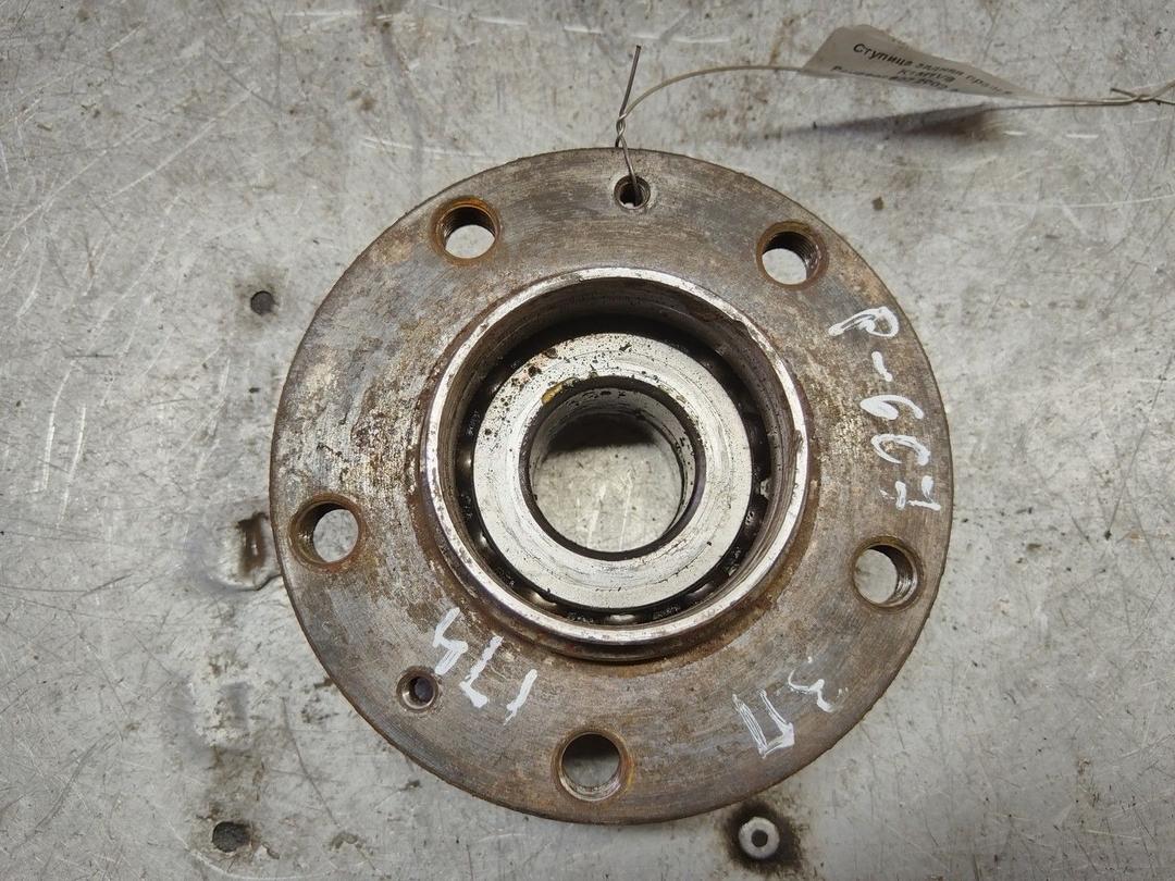 Ступица задняя правая K1M1VB Peugeot 607 - Фото 1