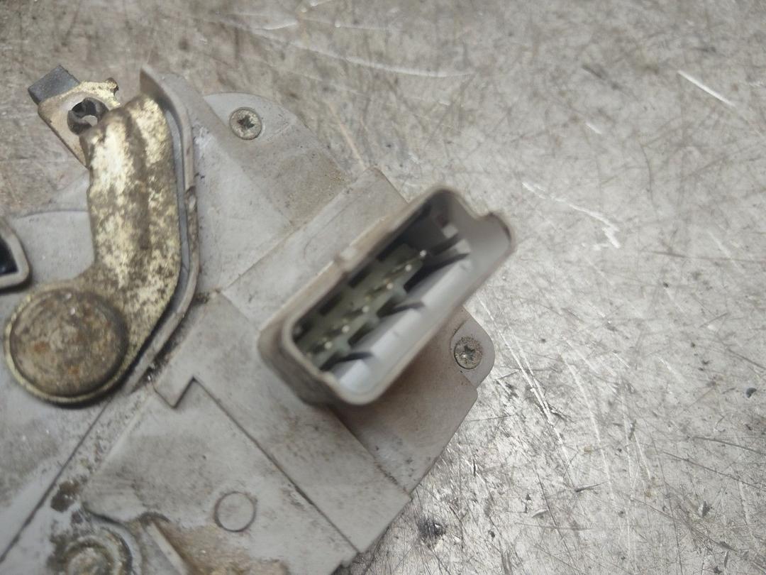 Замок двери передней правой K3U7X6 Peugeot 406 купить на авторазборке