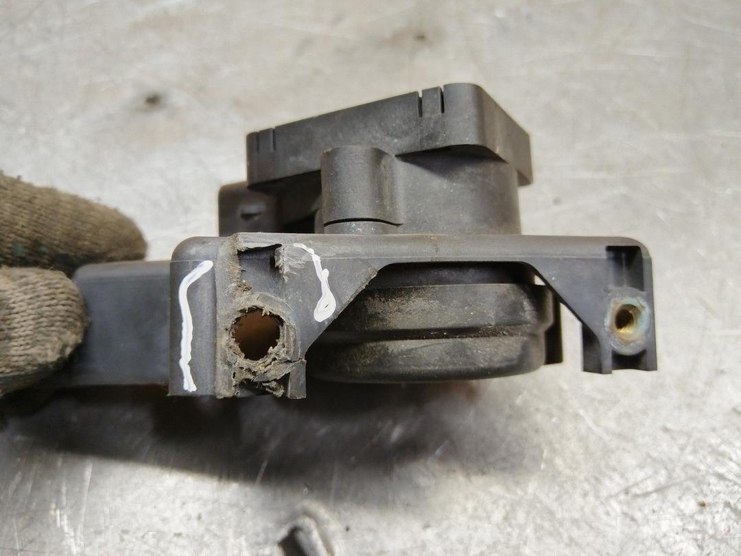 Датчик положения педали газа DQEZ1O Peugeot 607 купить в магазине запчастей бу