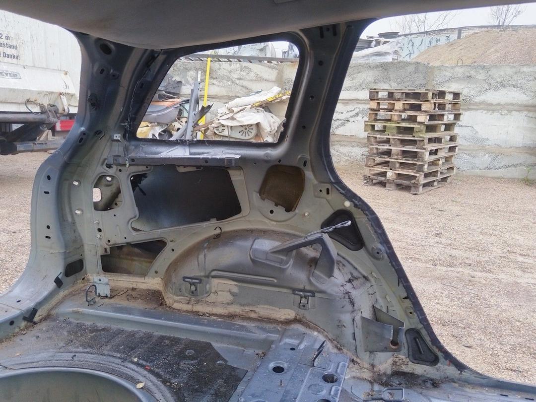 Крыло заднее левое 2RQZ5P Opel Astra undefined