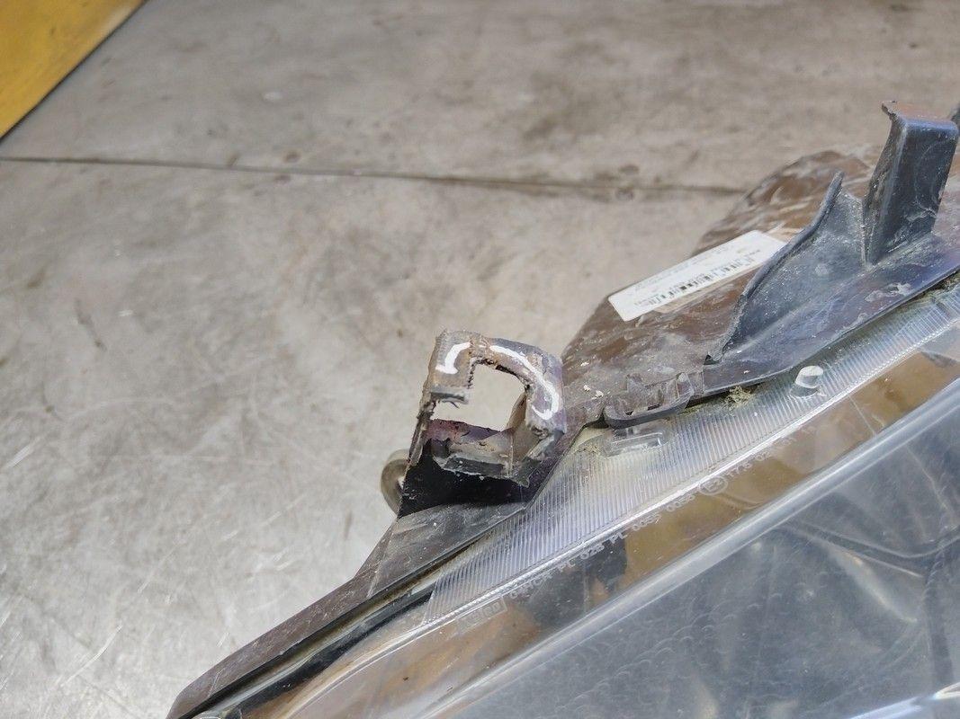 Фара левая GKRR4L Peugeot 307 купить с доставкой