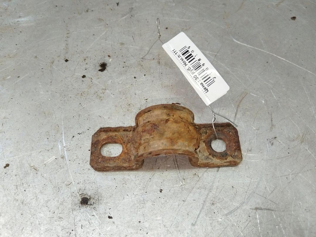 Крепление втулки стабилизатора RW26LA Nissan Primera