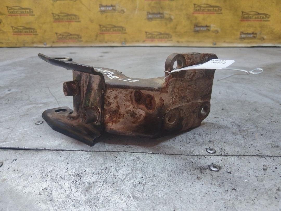 Кронштейн КПП 8DBZJN Volkswagen Sharan купить