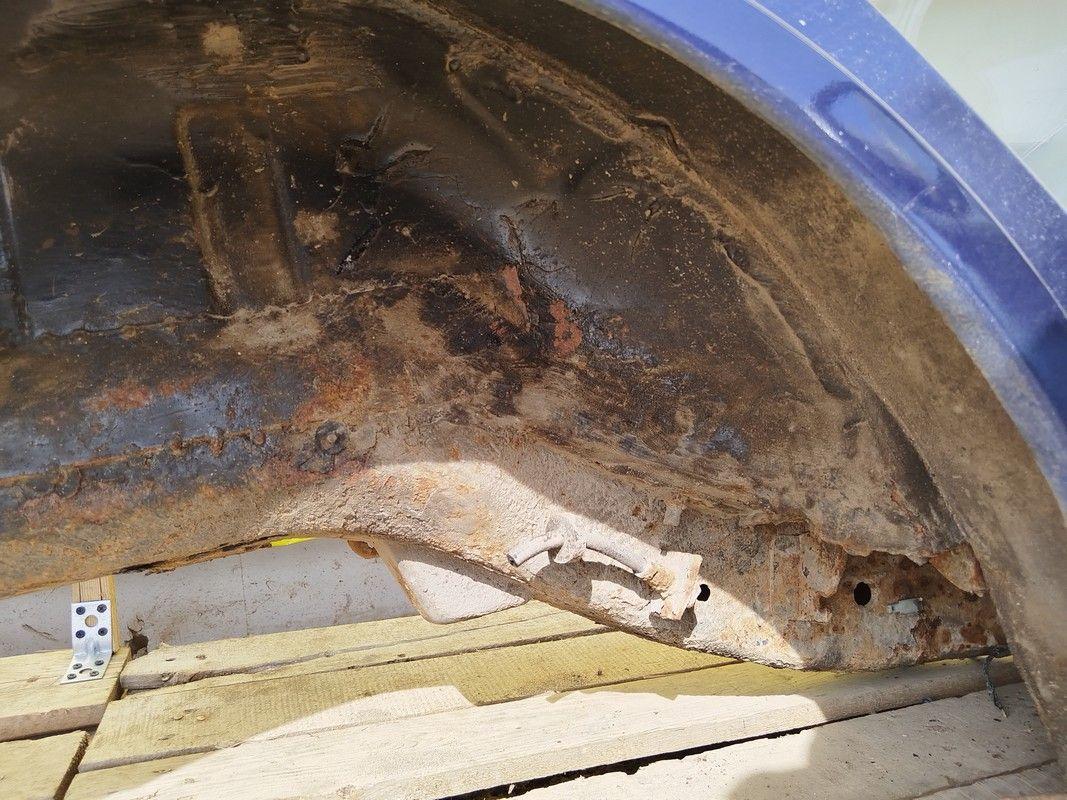 Крыло заднее правое QI4A0G Ford Focus купить с доставкой