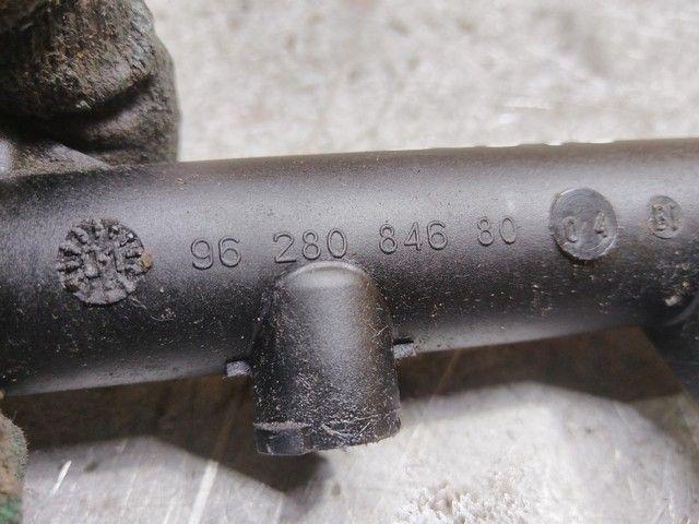 Топливная рампа 1M87L5 Citroen Xsara Picasso купить в магазине запчастей бу