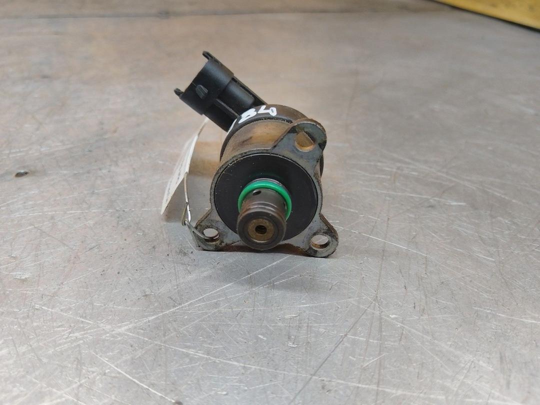 Регулятор давления топлива XK461N Opel Signum купить