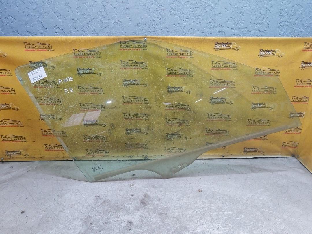 Стекло двери передней правой 92MWW4 Peugeot 406