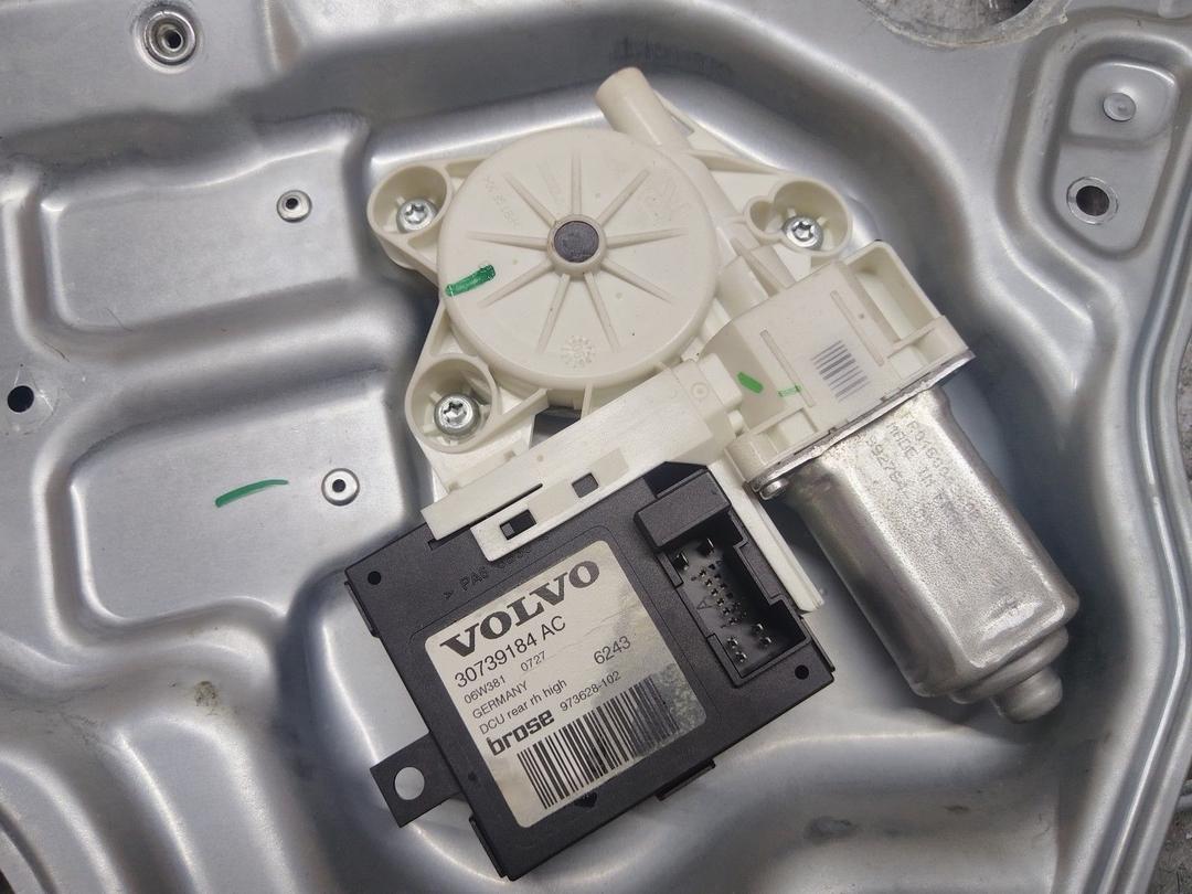 Стеклоподъемник электрический задний правый 7IO6VX Volvo S40 купить