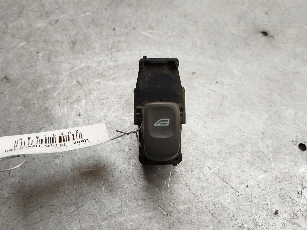 Кнопка стеклоподъемника заднего правого 45JY70 Volvo V40 - Фото 1