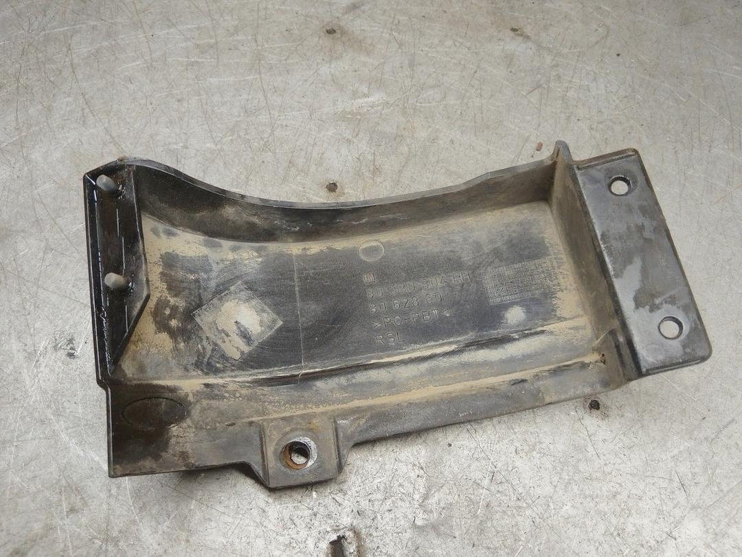 Накладка под фонарь правый DWMBU4 Opel Zafira купить