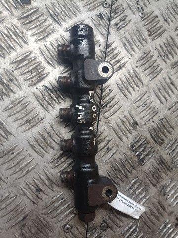 Топливная рампа Y2HL96 Ford Focus - Фото 3