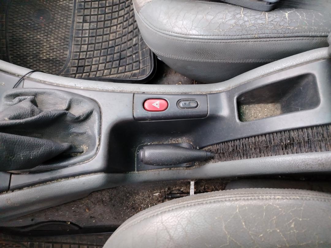 Рычаг ручного тормоза (ручника) N46Q4M Renault Laguna