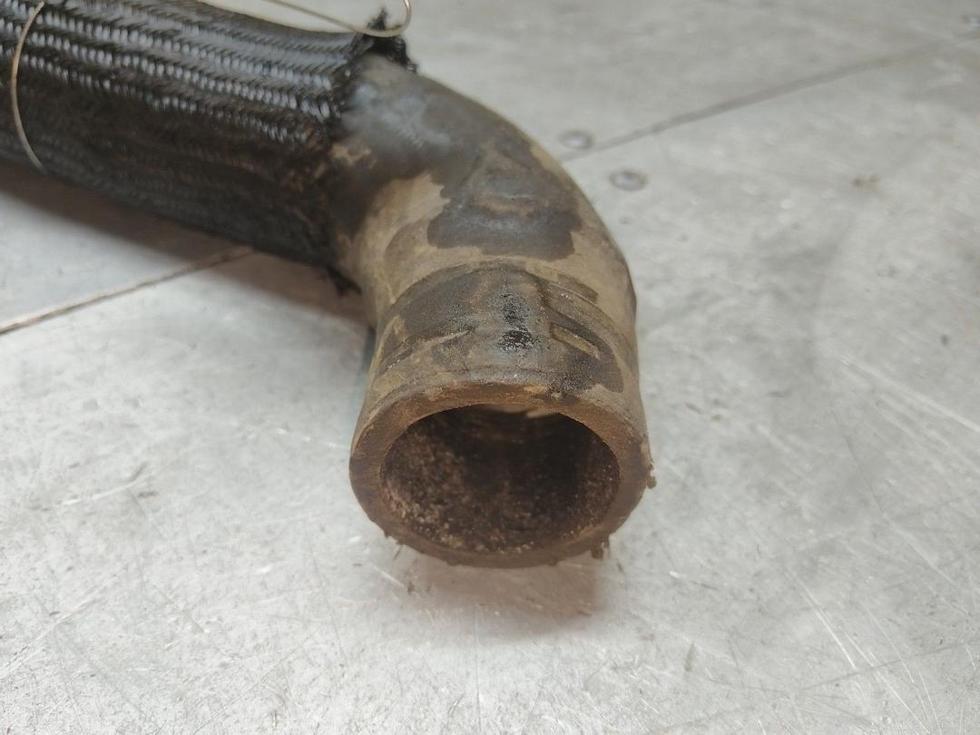 Патрубок радиатора EE31H5 Toyota Avensis - Фото 3