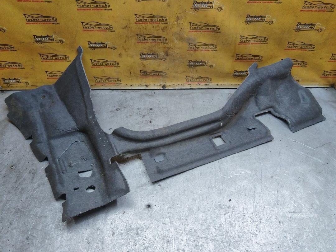 Шумоизоляция колесных арок 8UD5F6 Volvo XC70