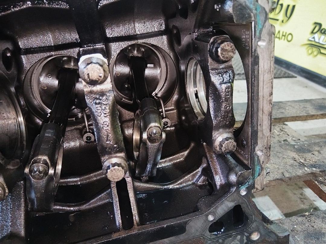 Блок цилиндров W404CR Mercedes Sprinter undefined