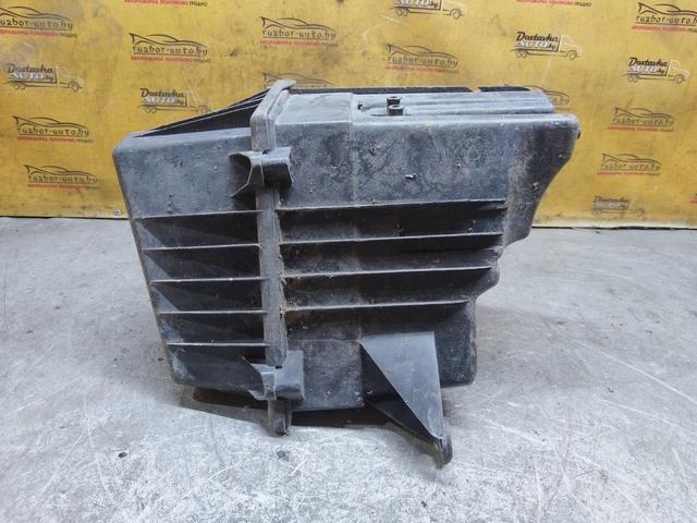 Корпус воздушного фильтра 68QD1N Skoda Roomster купить в магазине запчастей бу