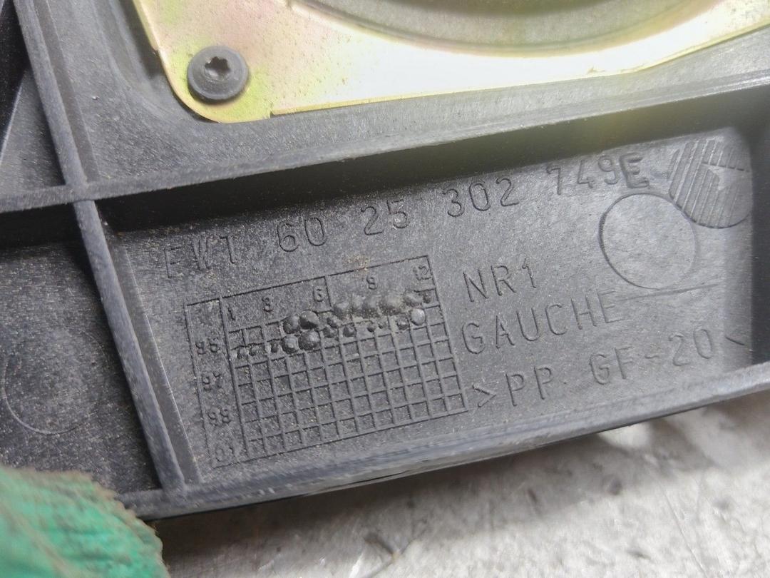 Динамик торпедо правый GDP865 Renault Espace купить в магазине запчастей бу