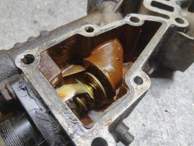 Корпус термостата Y7YV2Q Citroen Xsara Picasso купить с доставкой