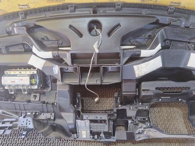 Панель передняя салона (торпедо) X8NDA5 Honda FR-V - Фото 10