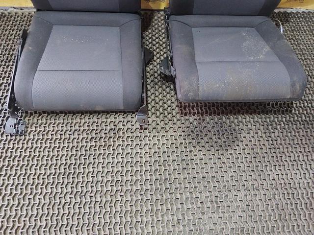 Сиденье заднее SNC0N0 Opel Zafira купить с доставкой