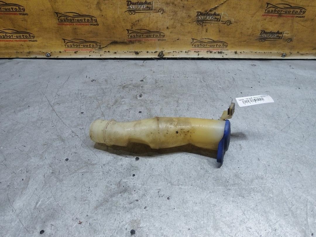 Горловина бачка омывателя 5TOY7U Volvo S60