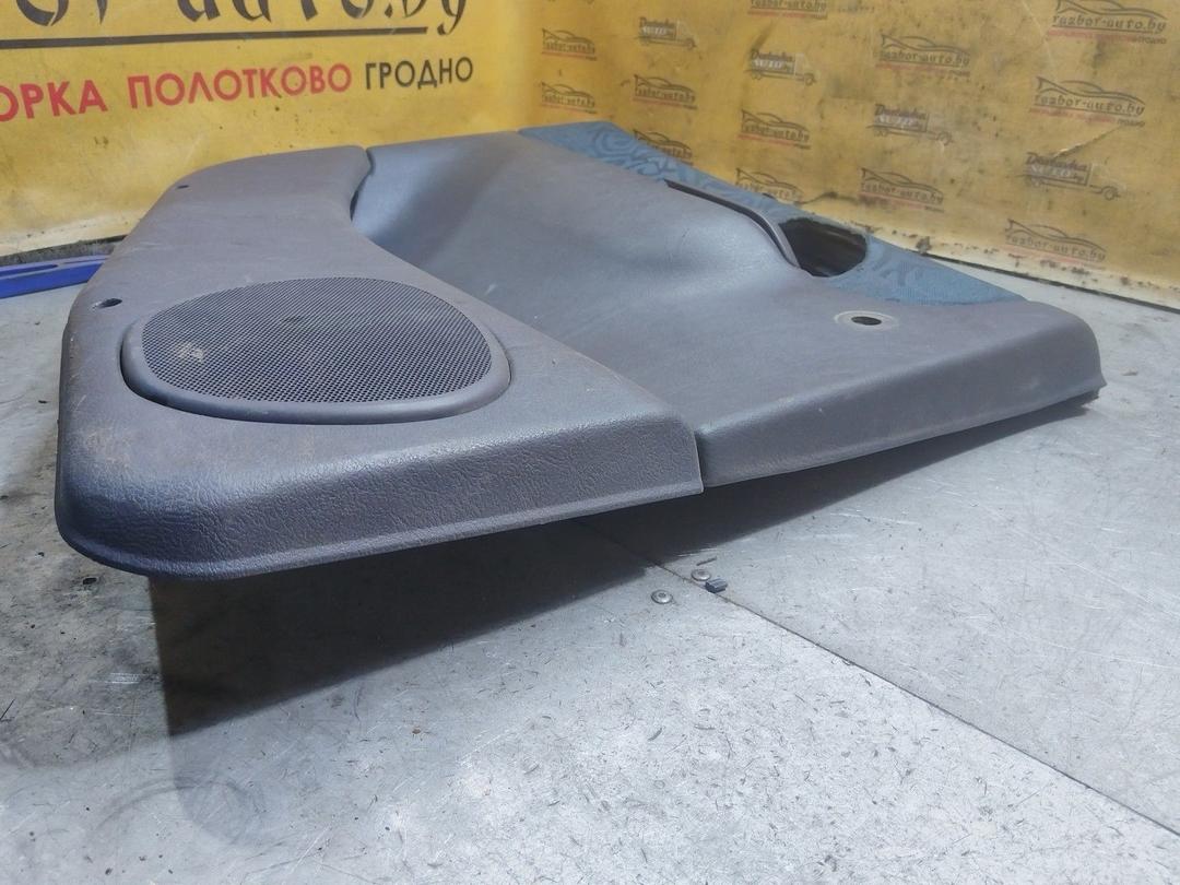 Обшивка двери задней левой (дверная карта) VHQF58 Renault Espace купить с доставкой