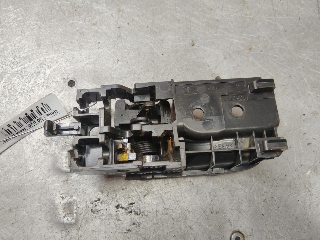 Ручка внутренняя передняя правая X915WD Toyota Avensis - Фото 2