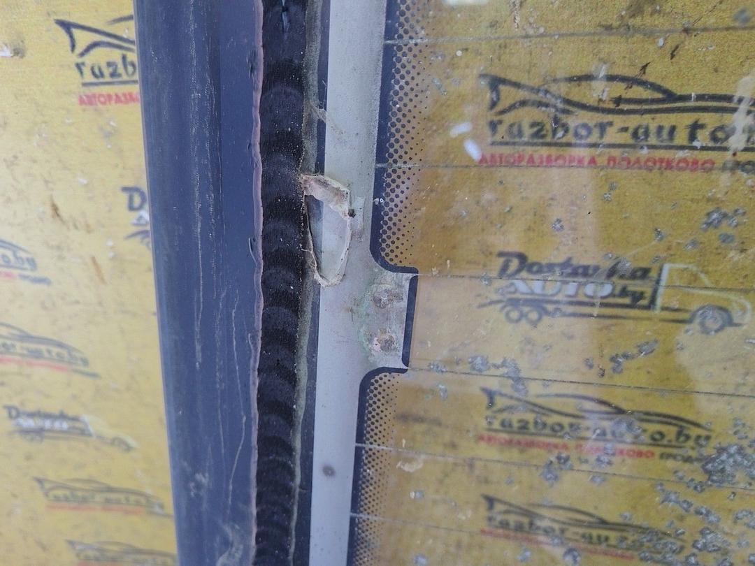 Стекло заднее PRKCSH Volkswagen Passat купить в магазине запчастей бу