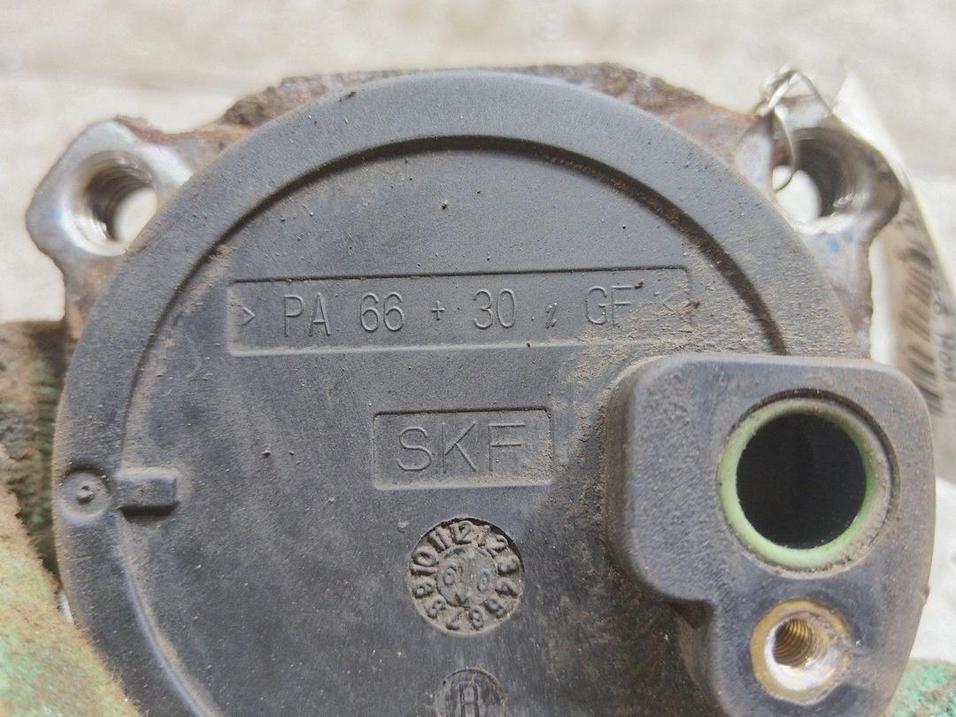 Ступица задняя правая L3K4HE Ford C-Max - Фото 4