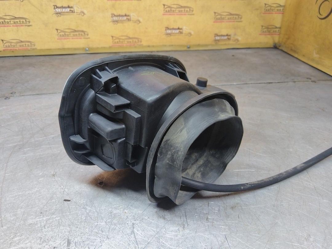 Лючок топливного бака UOK2GX Ford Fusion - Фото 2