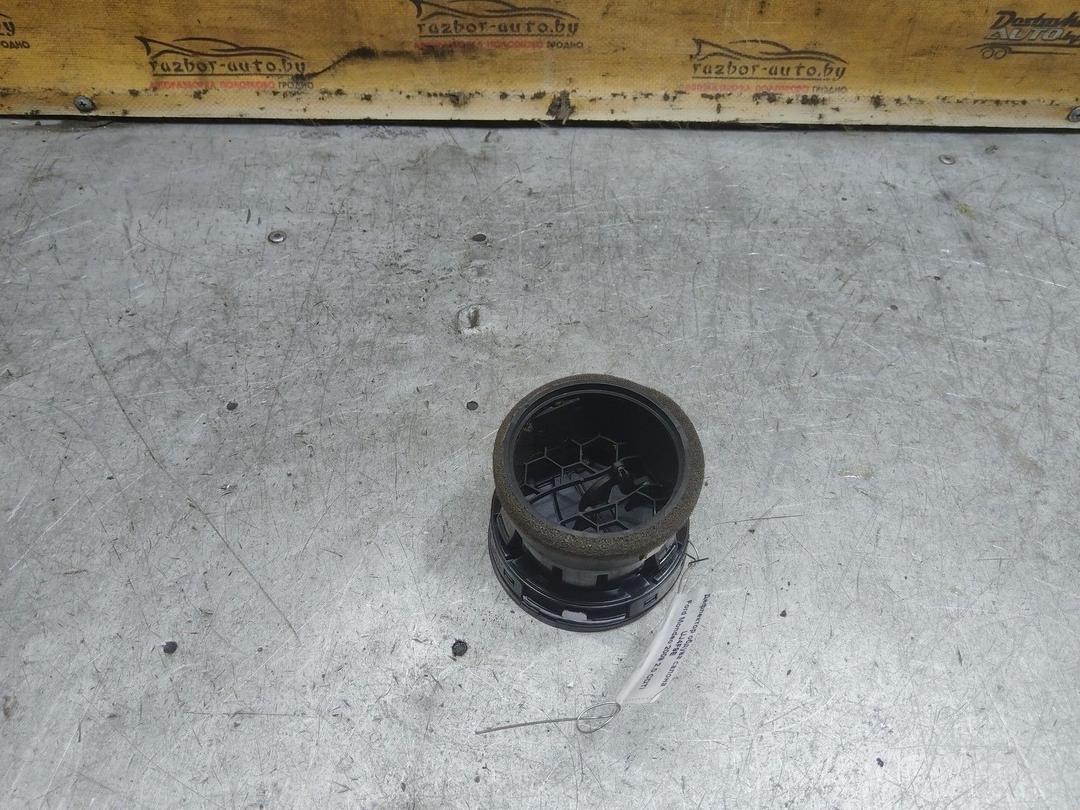 Дефлектор обдува салона UJ4F9E Ford Mondeo купить на авторазборке