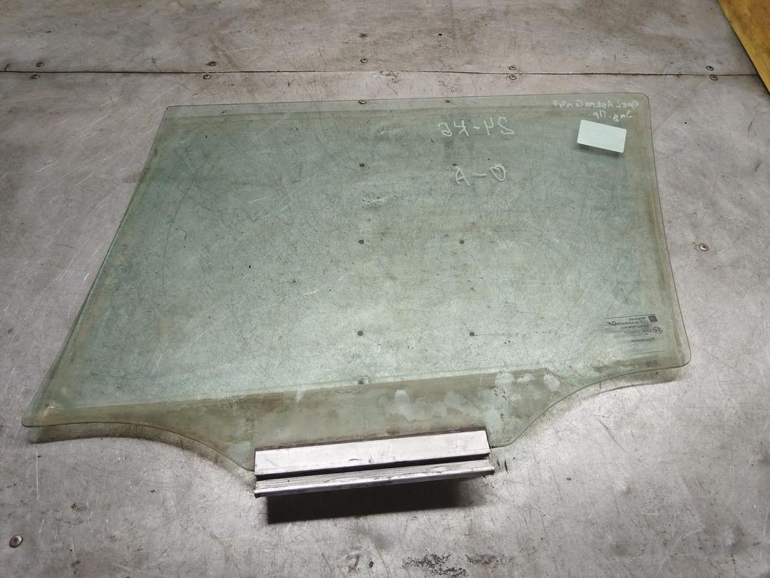 Стекло двери задней правой 6J3I3X Opel Astra купить с доставкой