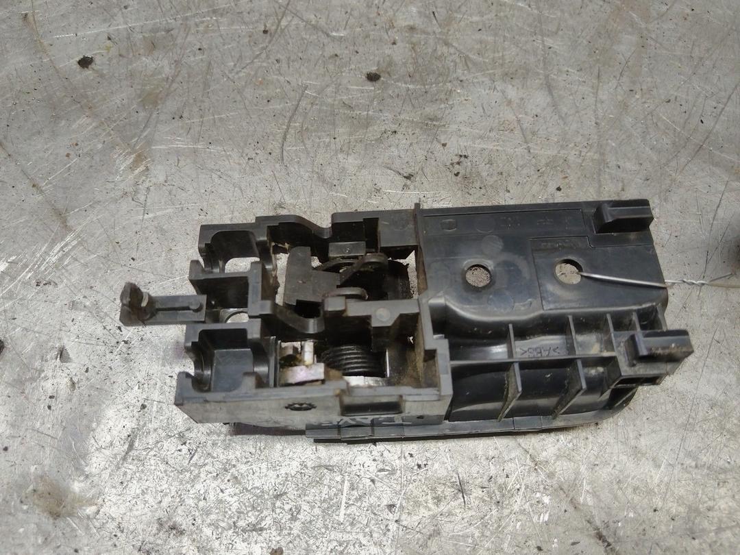 Ручка внутренняя задняя правая ZG3LV6 Toyota Avensis купить