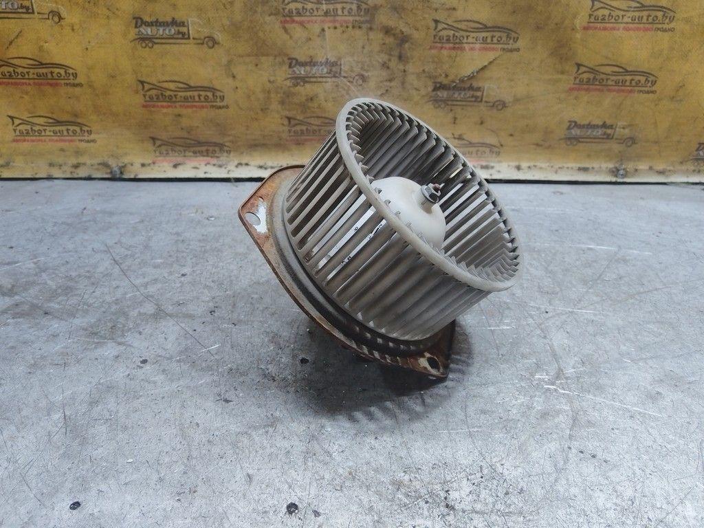 Моторчик печки IO6ZX5 Mazda Xedos 6 - Фото 1