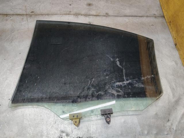 Стекло двери задней правой RU0S8B Nissan Primera купить с доставкой