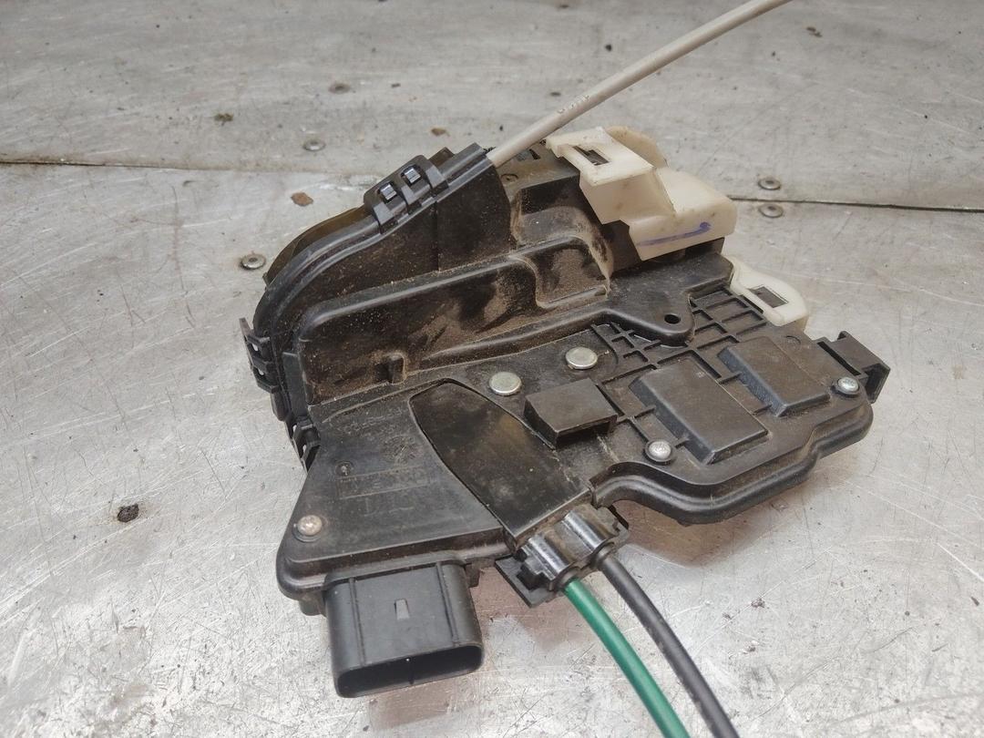 Замок двери задней правой WVZQRE Kia Sorento купить в магазине запчастей бу