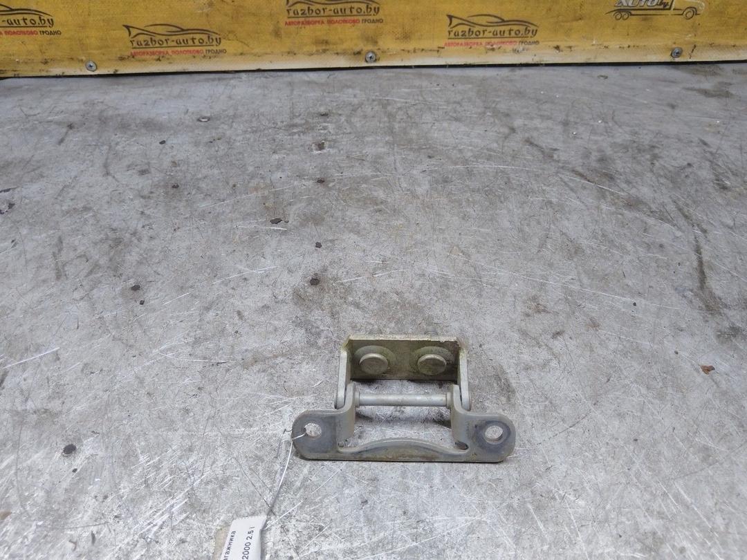 Петля крышки багажника 81QX1T Subaru Forester