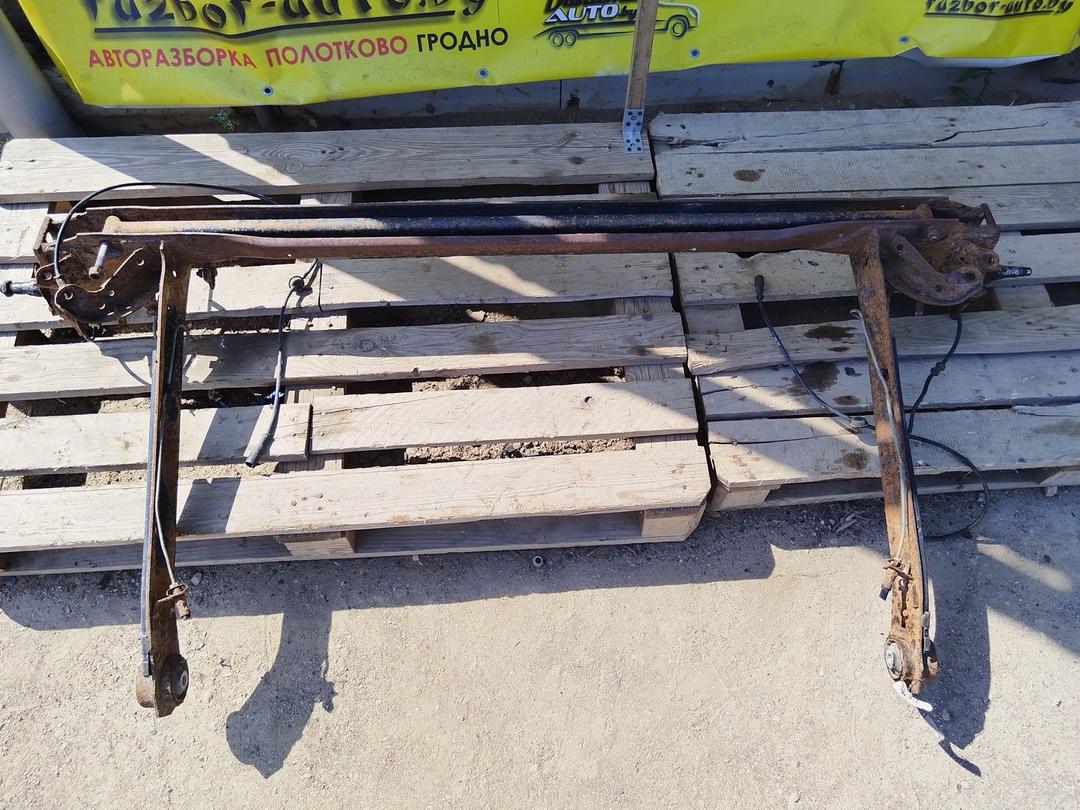 Балка подвески задняя HQ561E Audi 100 undefined