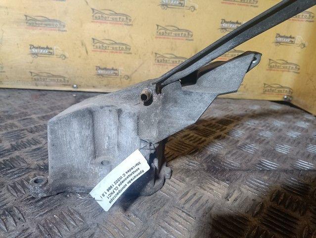 Кронштейн компрессора кондиционера CLFKC1 Mercedes C W202 - Фото 6