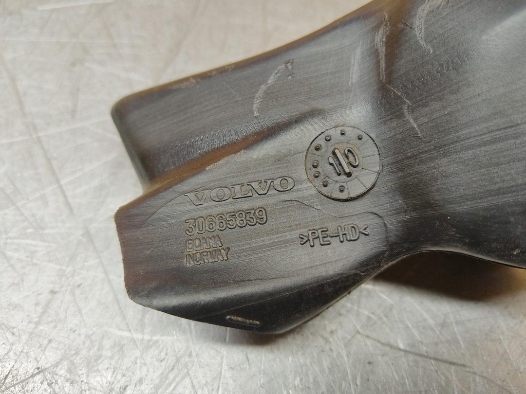 Воздуховод N2M7LQ Volvo XC70 купить с доставкой