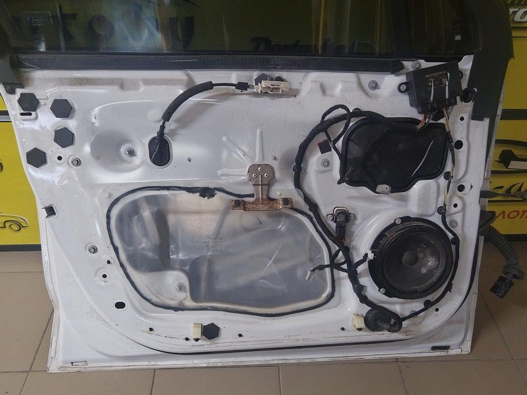 Дверь передняя левая LLHTTR Ford Fusion undefined