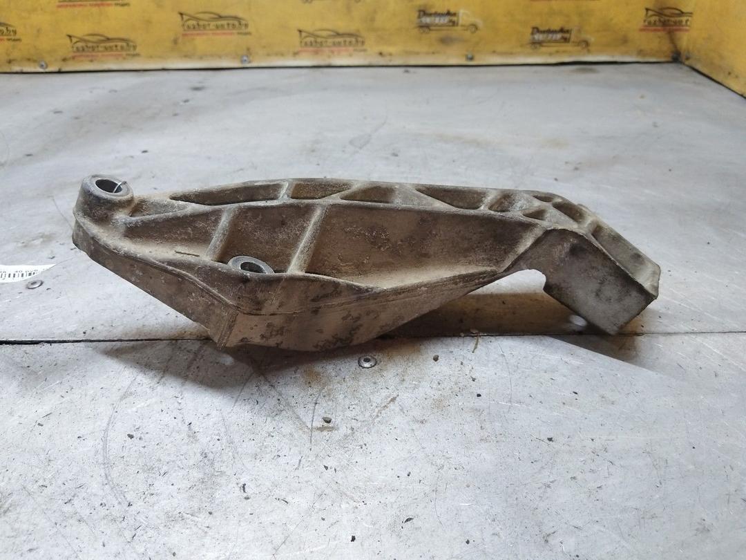 Кронштейн двигателя DM8KCJ Citroen Xsara - Фото 3