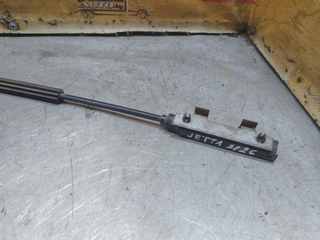 Трос капота WO7WP7 Volkswagen Jetta - Фото 2