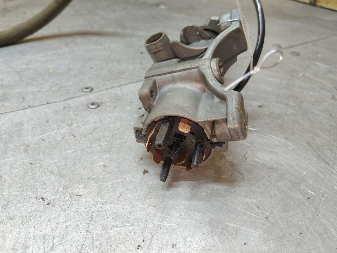 Замок зажигания INP1VG Seat Alhambra купить