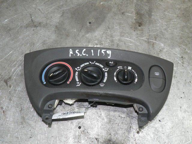 Блок управления печки/климат-контроля LACDJ9 Renault Scenic