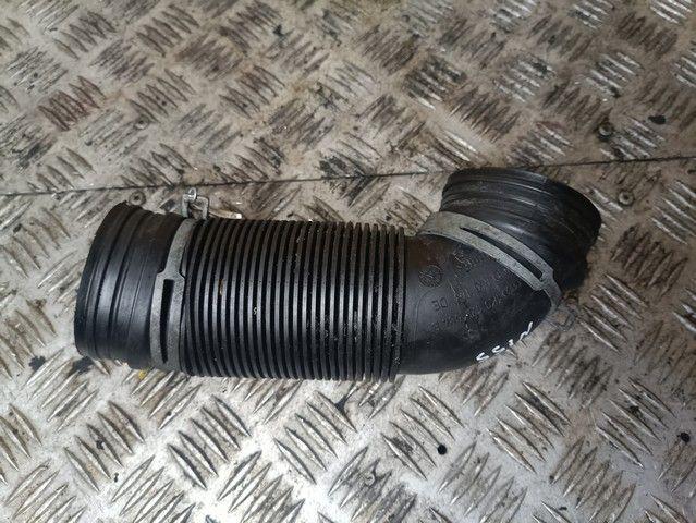 Патрубок воздушного фильтра APZN0K Volkswagen Passat