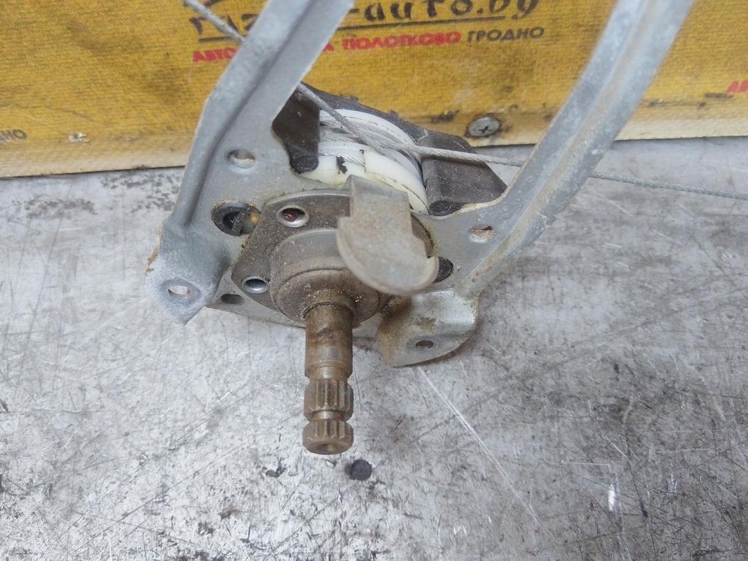 Стеклоподъемник задний правый OI44K6 Mercedes C W202 купить на авторазборке